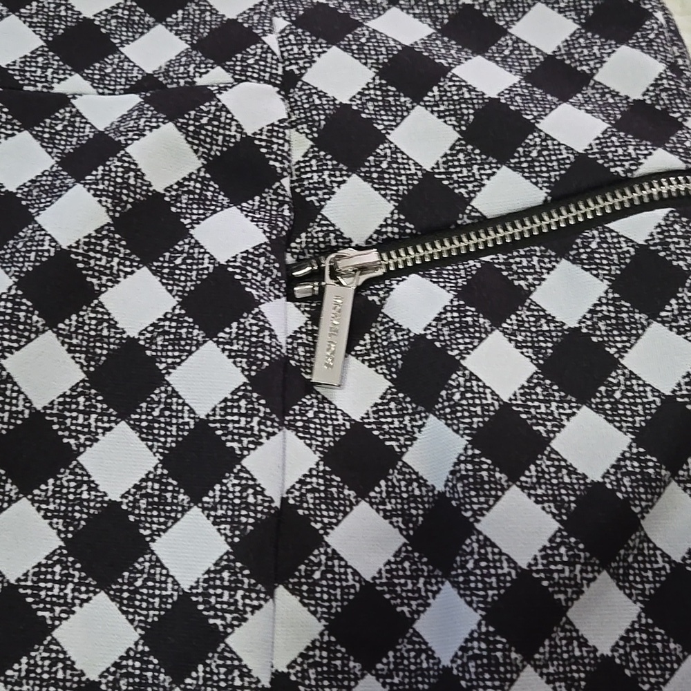 Michael Kors Black and White Checkered Pencil Skirt Ladies Size 12 Never Worn - Picture 3 of 10